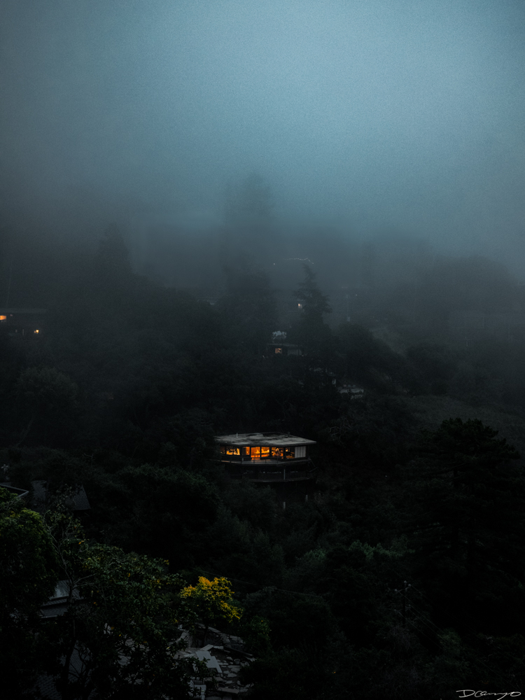 Photo from Panoramic Way in the Berkeley Hills in California during a foggy evening.